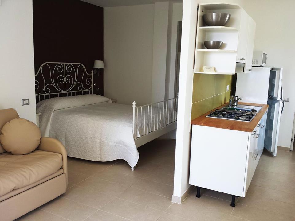 Hotel Il Faro Acciaroli Esterno foto