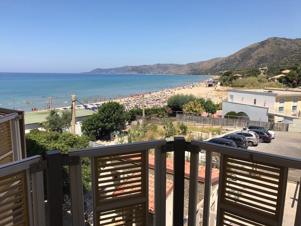 Hotel Il Faro Acciaroli Esterno foto
